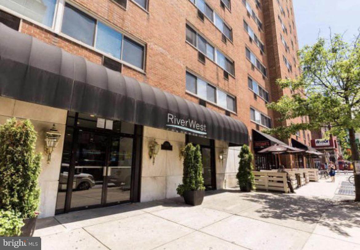 2101 Chestnut Street - Photo 1
