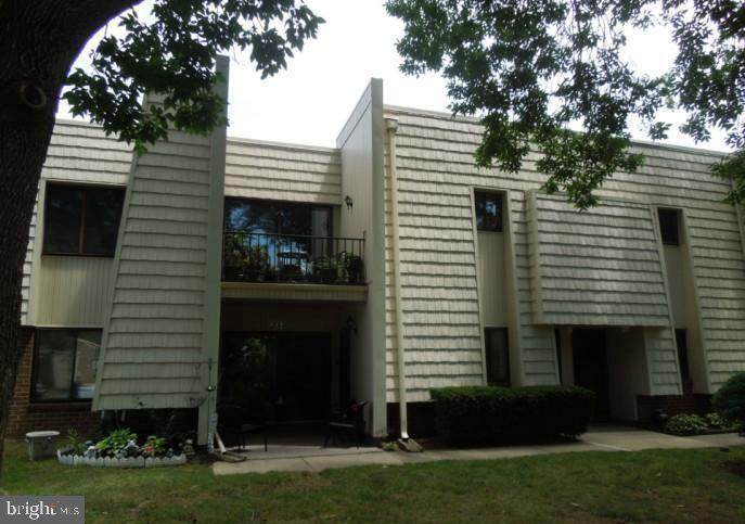 210 Bradford Court - Photo 1