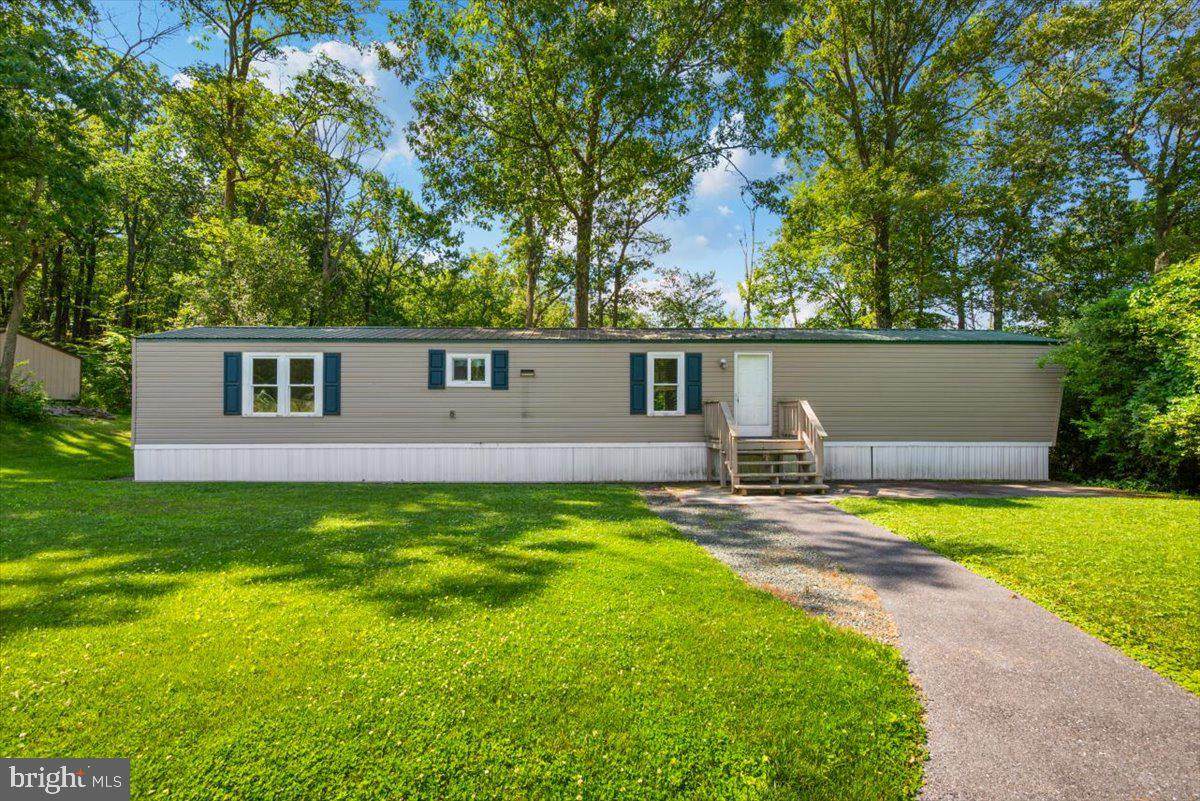 10796 Ash Drive - Photo 1