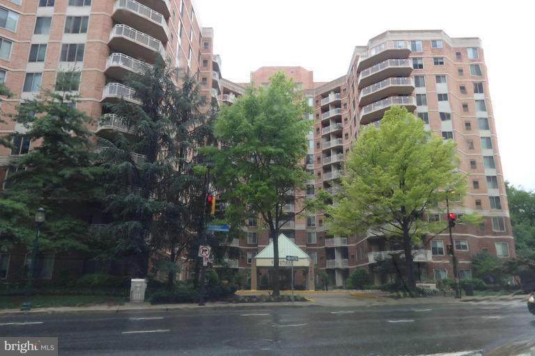 7500 Woodmont Avenue - Photo 1