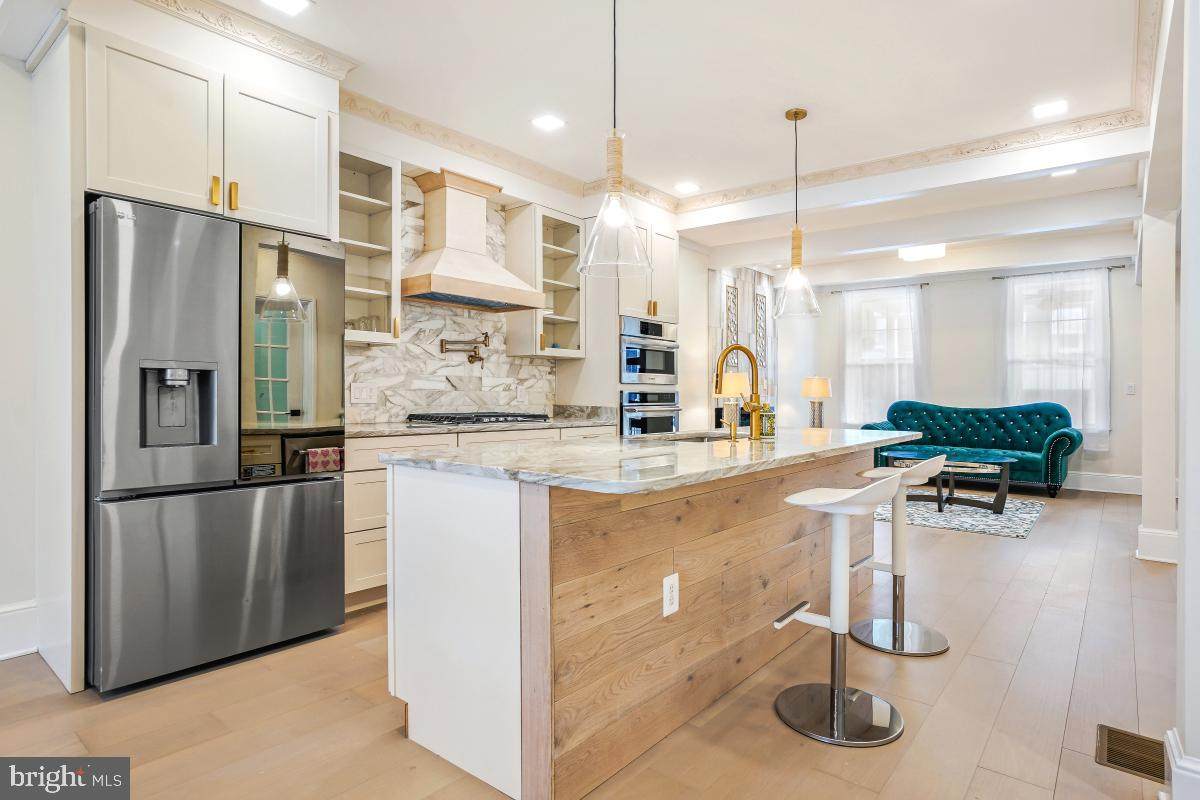 4420 15TH Street - Photo 1