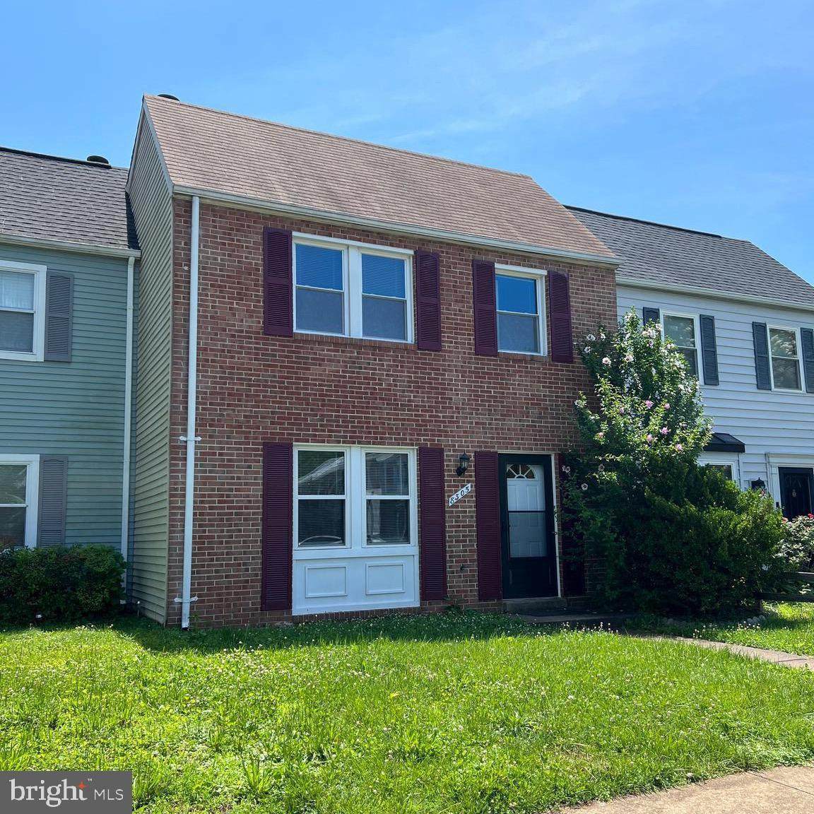 8305 Sunnyside Court - Photo 1