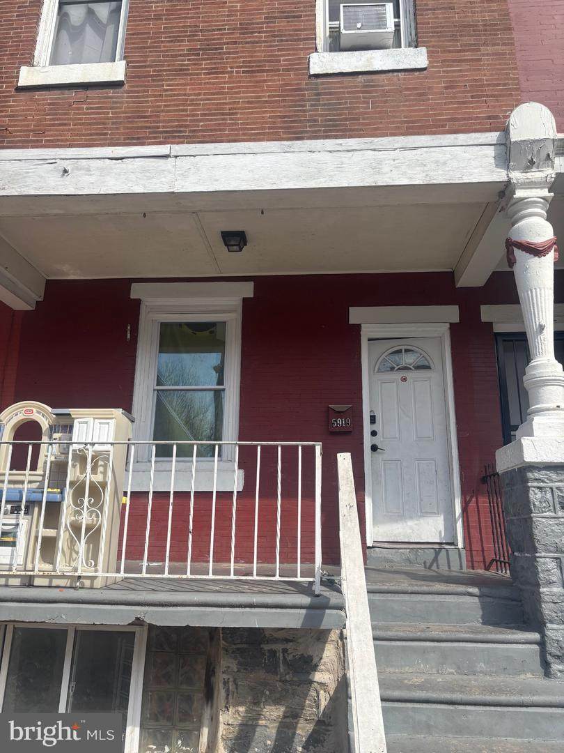 5919 Summer Street - Photo 1