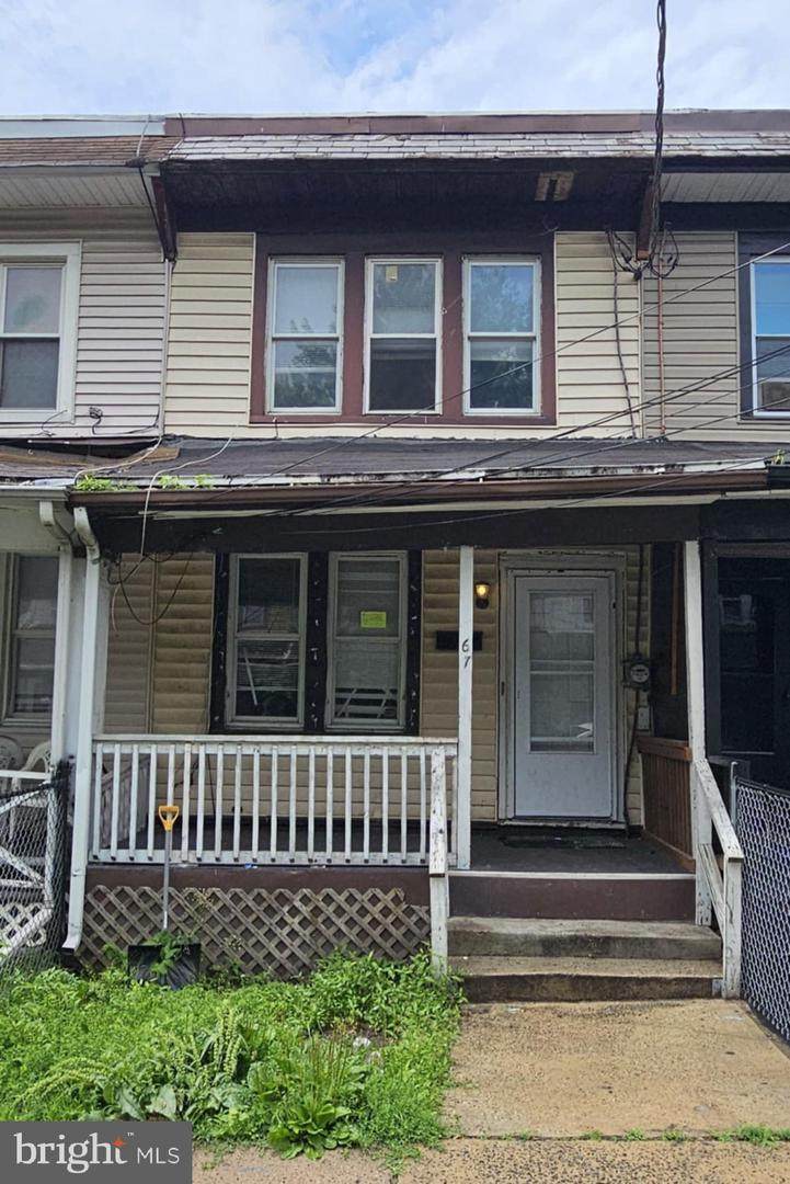 67 Vine Street - Photo 1