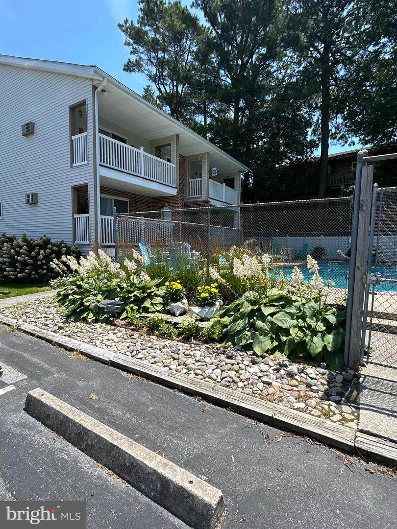 14400 Jarvis Avenue - Photo 1