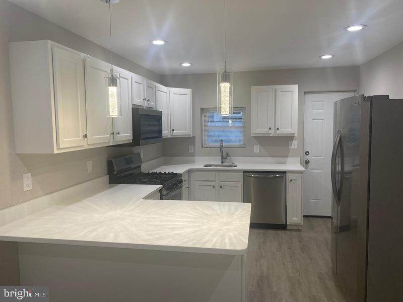224 Rose Street - Photo 1