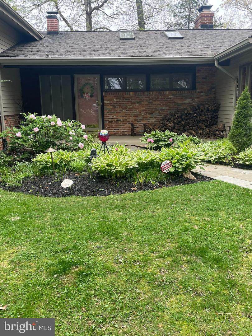 18900 Woodway Drive - Photo 1