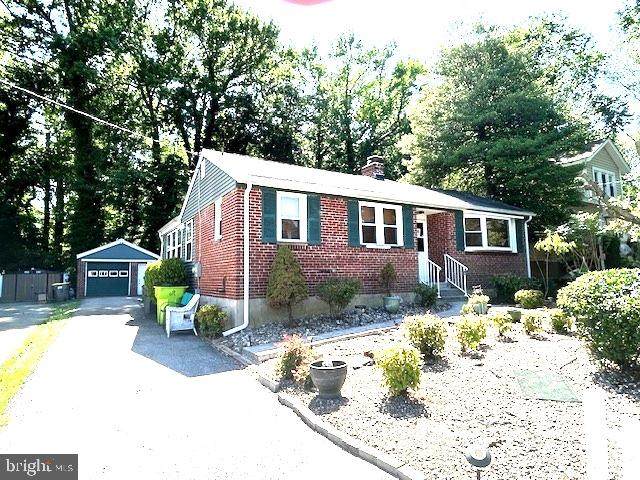 14 1/2 Forrest Avenue - Photo 1