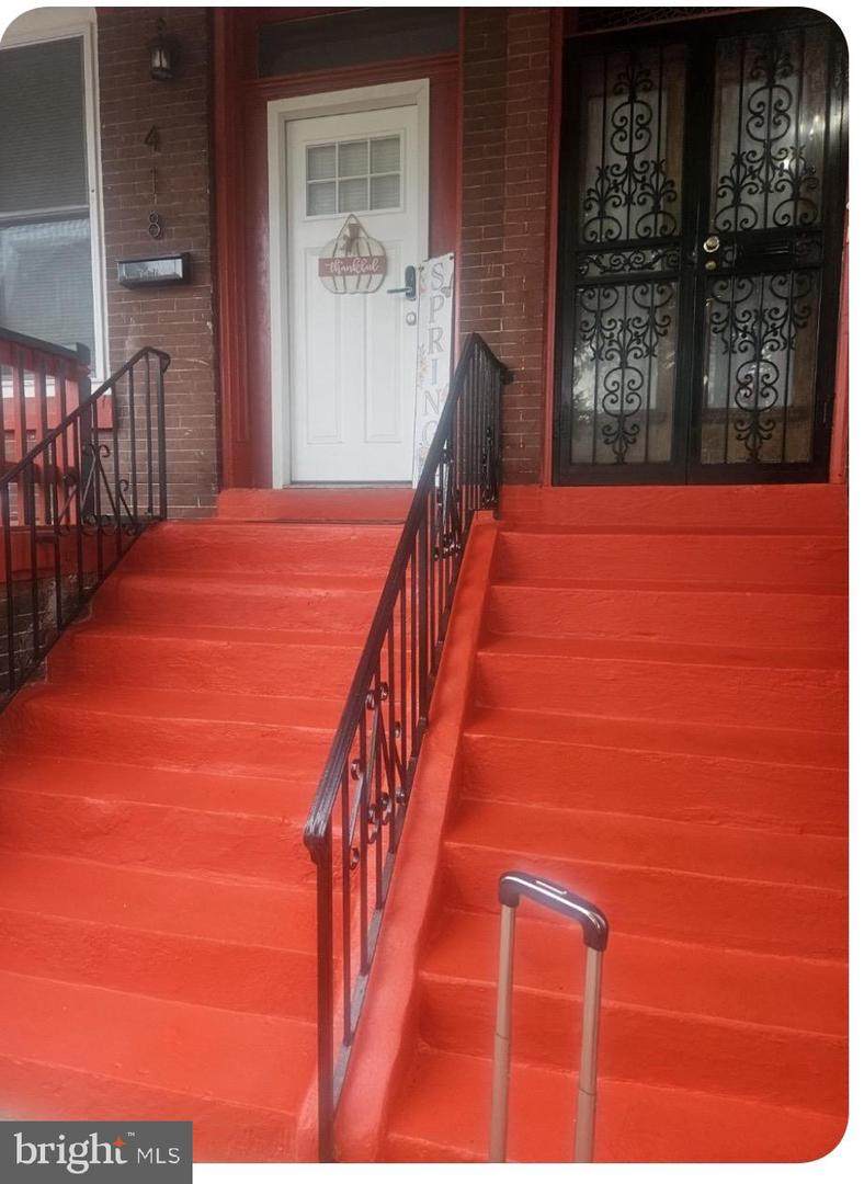 418 Benson Street - Photo 1