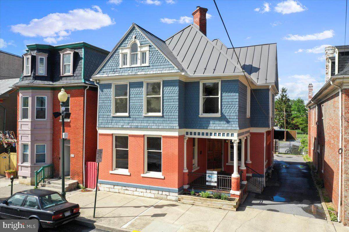 408 King Street - Photo 1