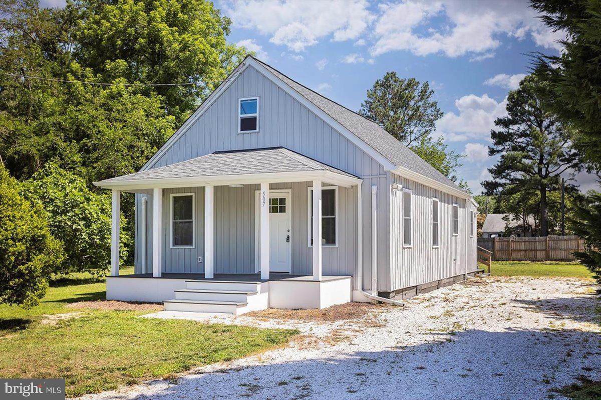507 Burton Avenue - Photo 1