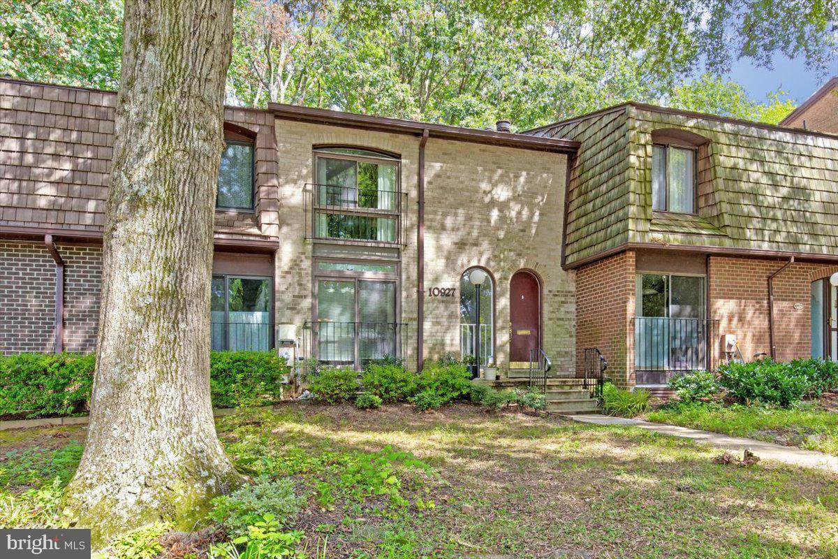 10927 Deborah Drive - Photo 1