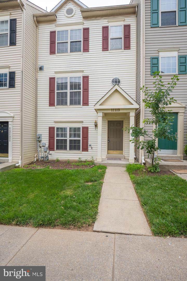 12119 Amber Ridge Circle - Photo 1