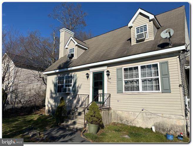 9025 Idlewild Drive - Photo 1