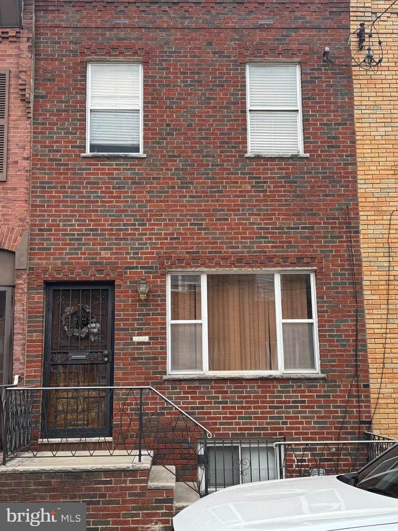 2544 10TH Street - Photo 1
