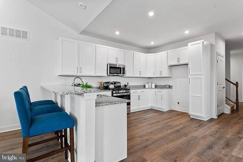 414 Highland Street - Photo 1