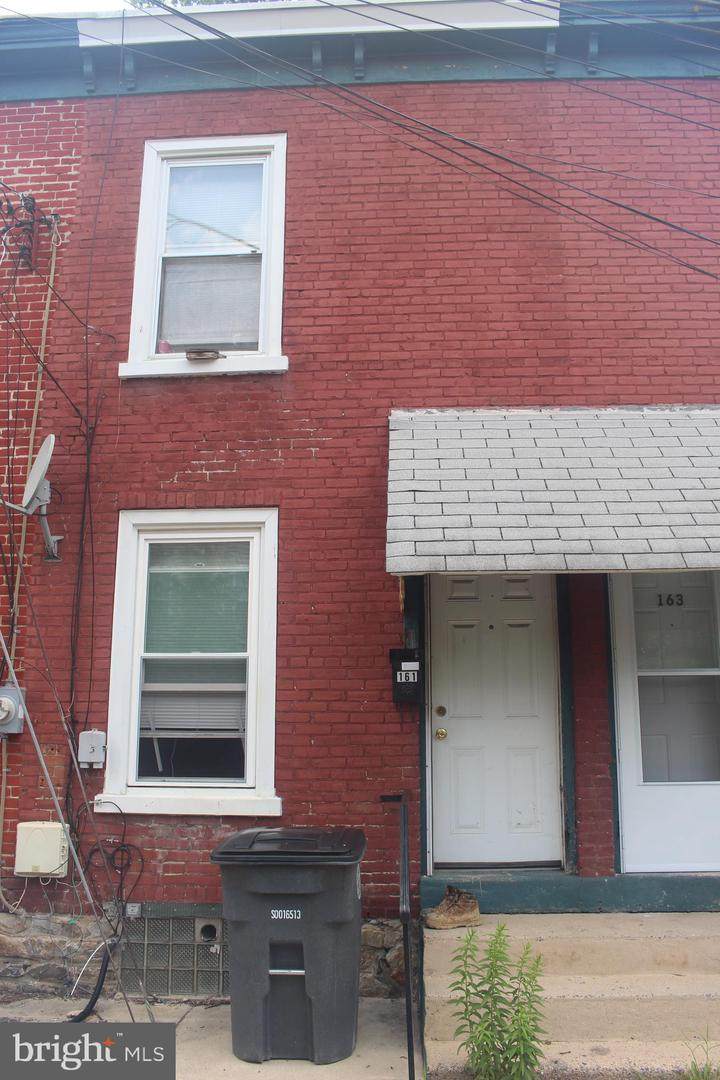 161 Jefferson Avenue - Photo 1
