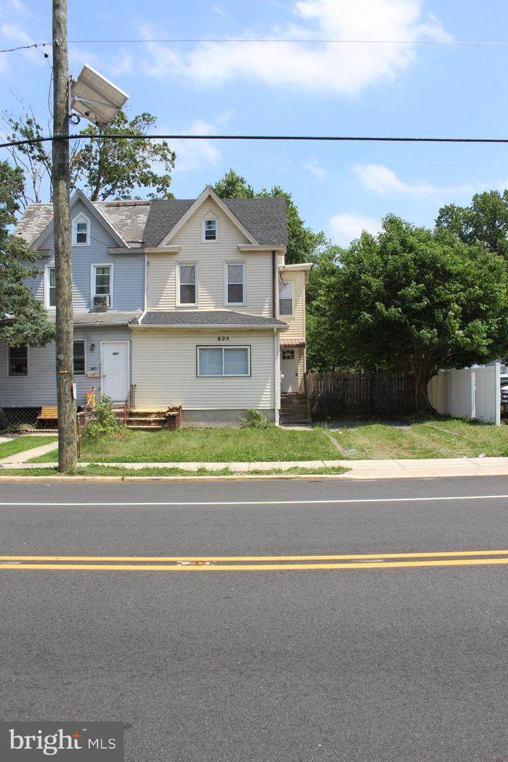 825 Broadway - Photo 1