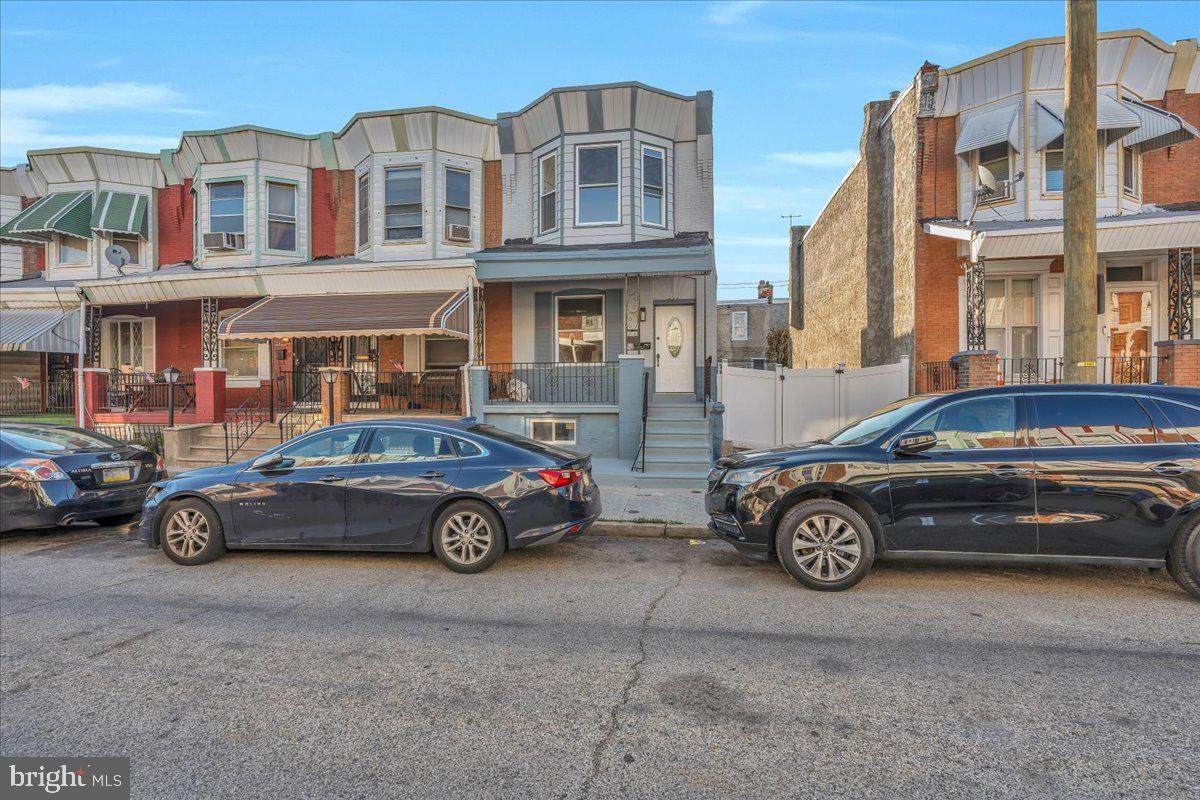 241 Paxon Street - Photo 1