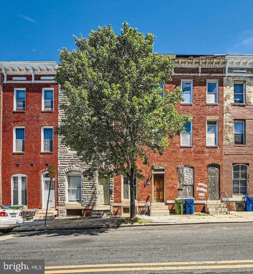 1332 Lafayette Avenue - Photo 1