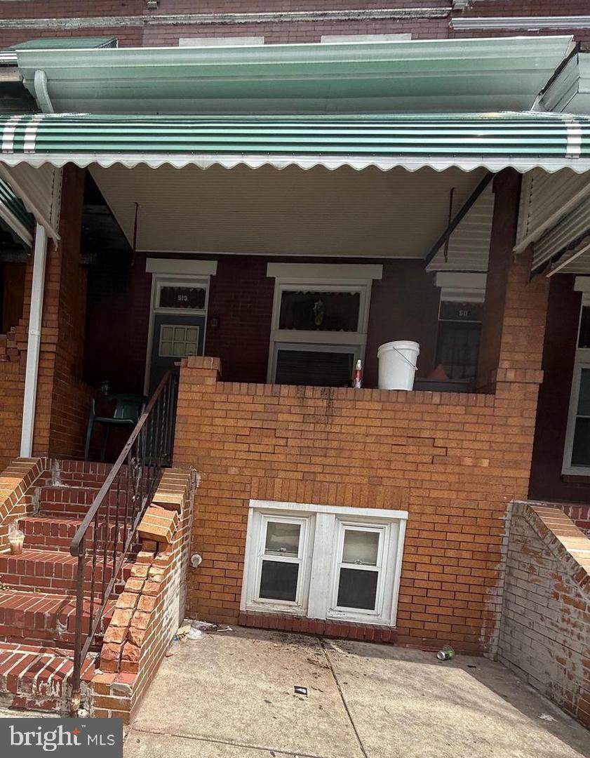 513 Curley Street - Photo 1