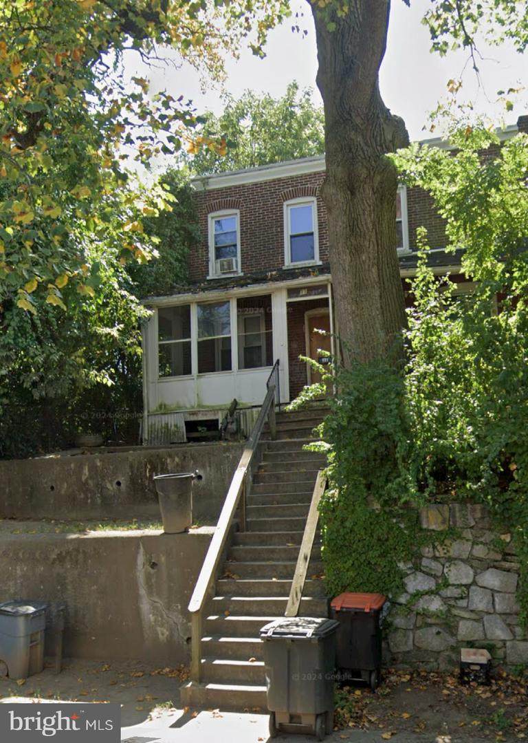 113 13TH Street - Photo 1