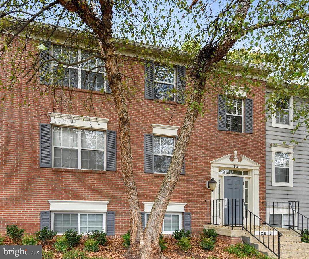 12016 Golf Ridge Court - Photo 1