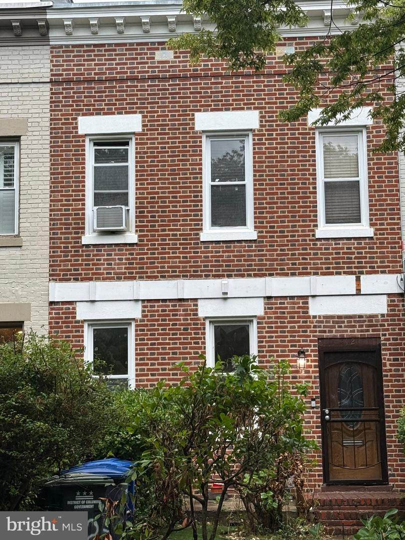 412 Kentucky Avenue - Photo 1