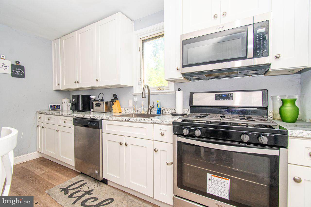 5510 Pioneer Drive - Photo 1