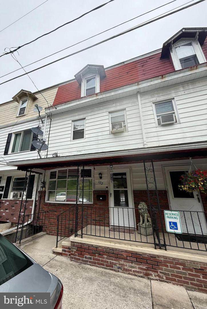 122 Water Street - Photo 1