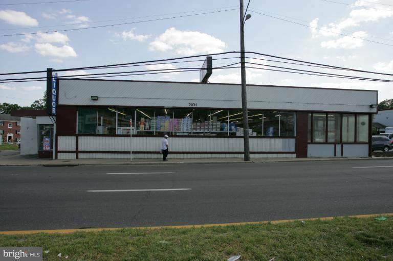 2101 University Boulevard - Photo 1
