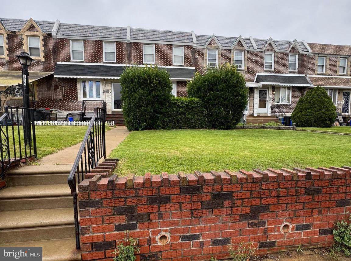 6142 Tackawanna Street - Photo 1