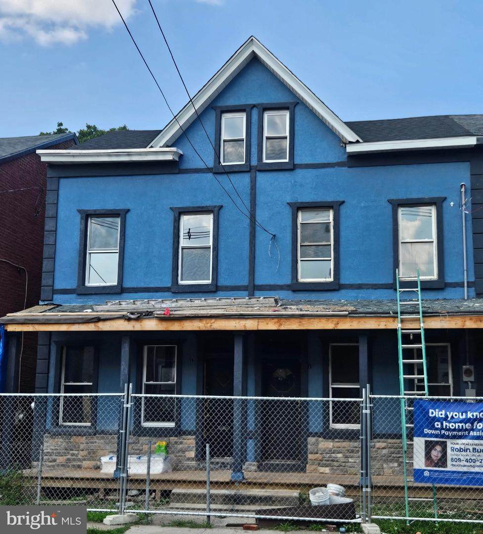 112 Chambers Street - Photo 1