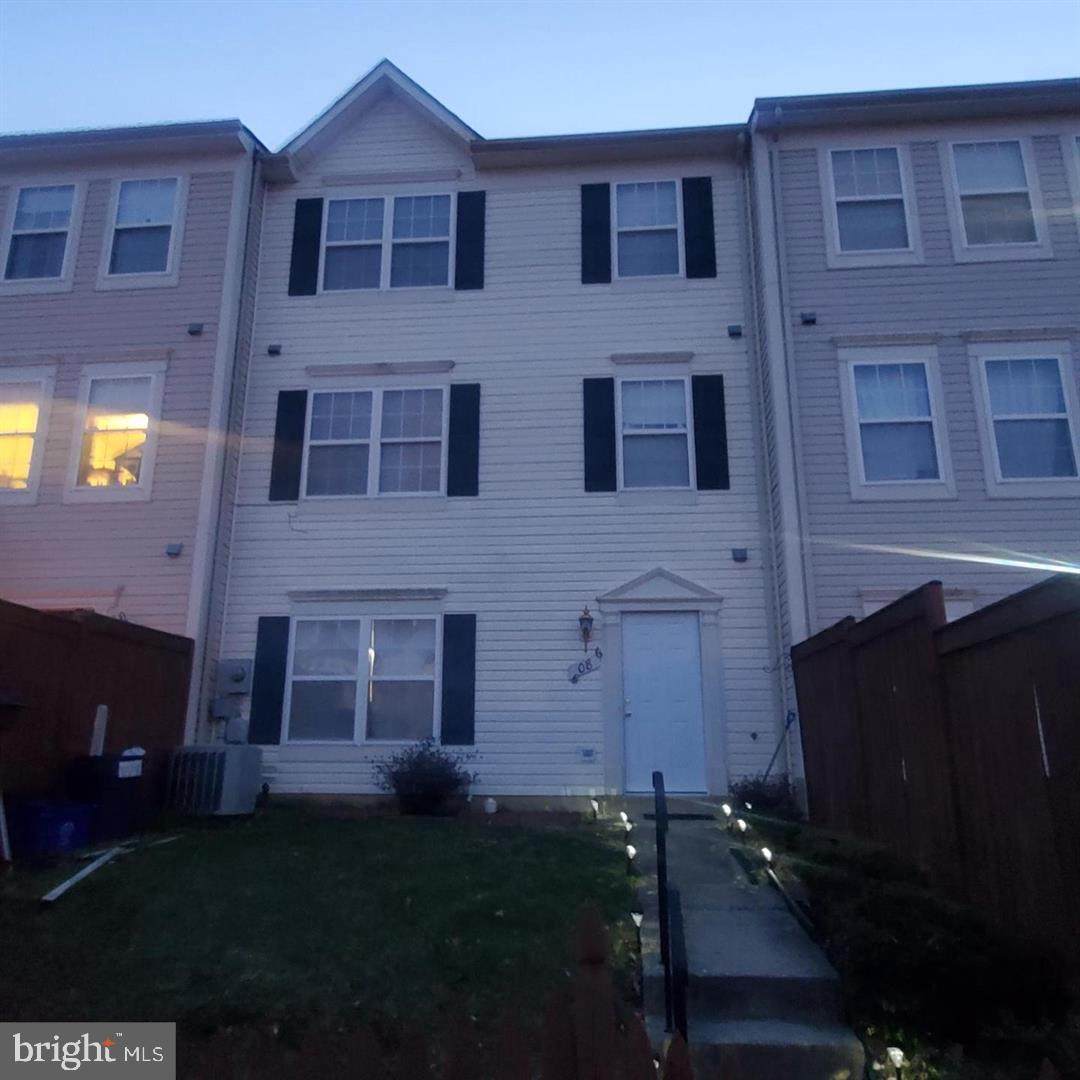 5086 Stapleton Terrace - Photo 1