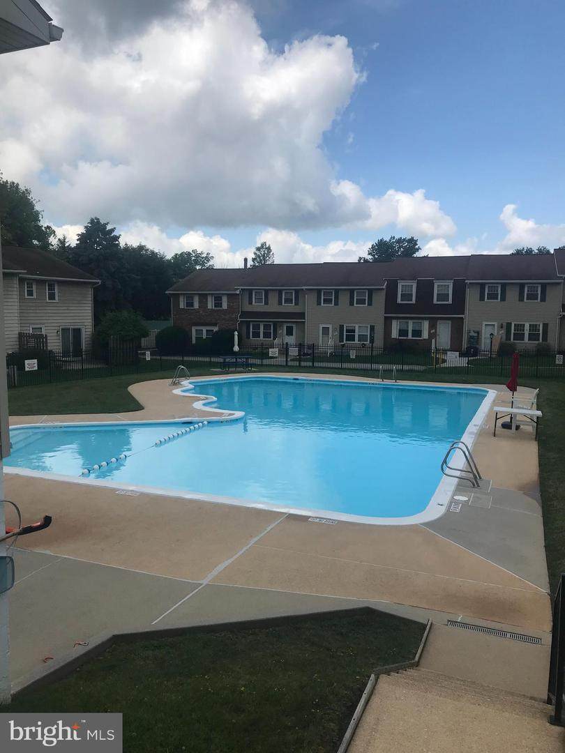 114 Dew Drop Ct - Photo 1