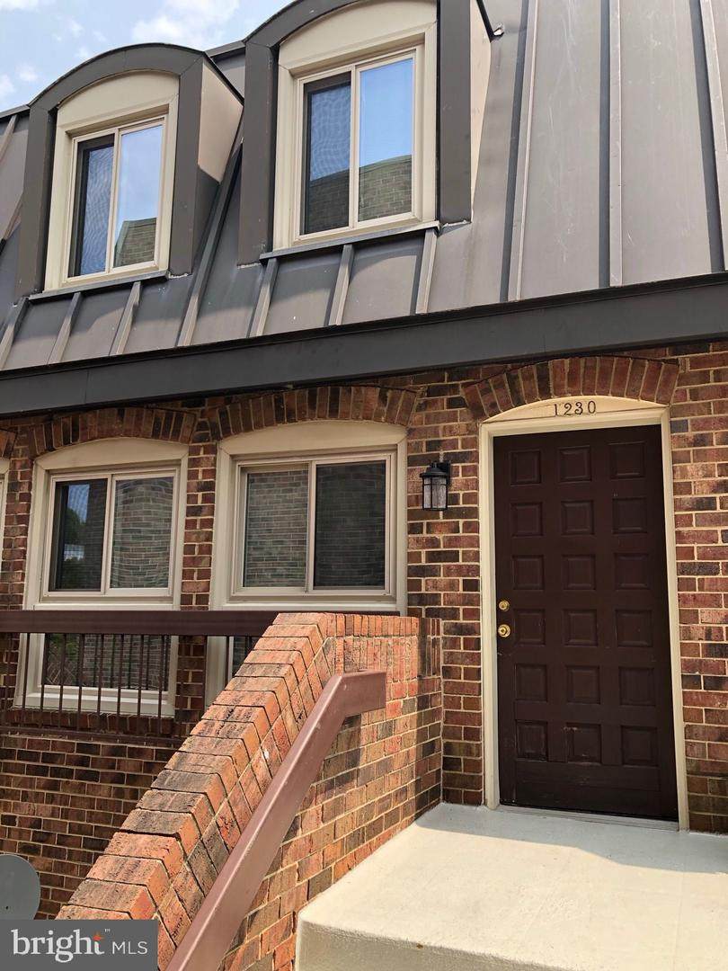 1230 Eton Court - Photo 1