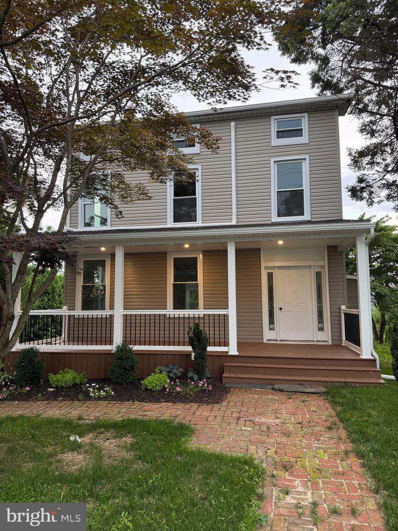 1142 River Road - Photo 1