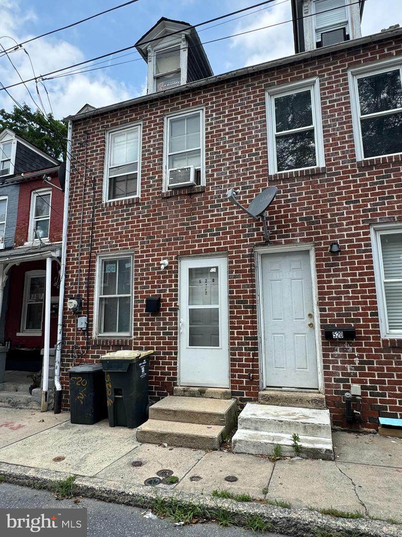 520 1/2 Green Street - Photo 1