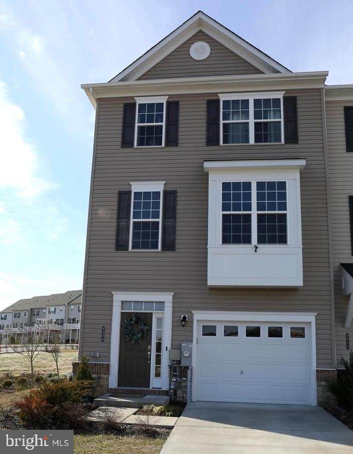 9509 Mary Geneva Lane - Photo 1