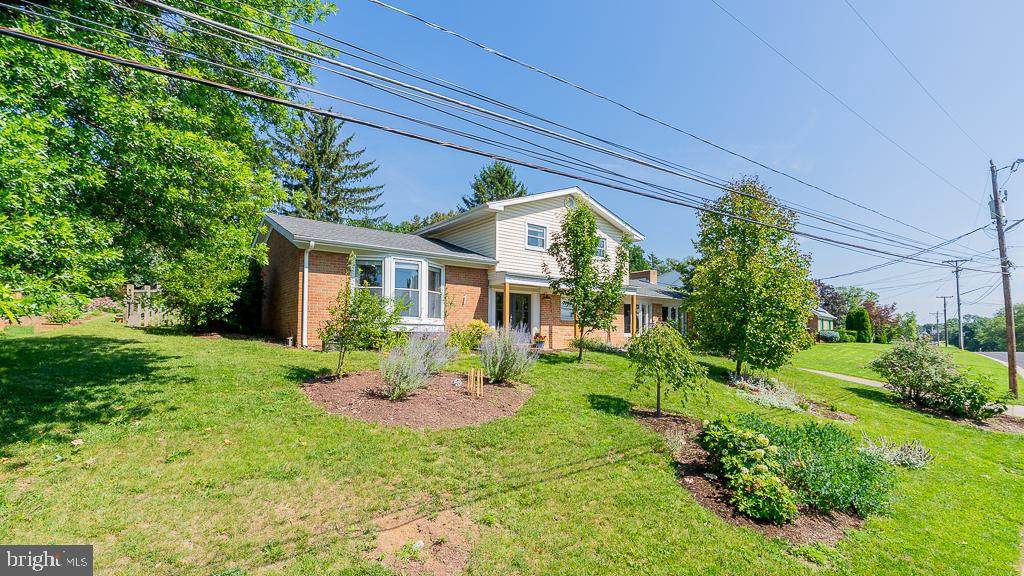 451 Myers Avenue - Photo 1