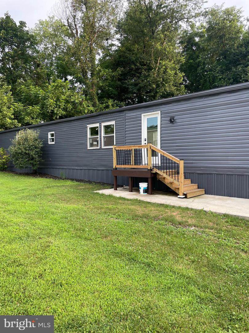 321 Lewis Road - Photo 1