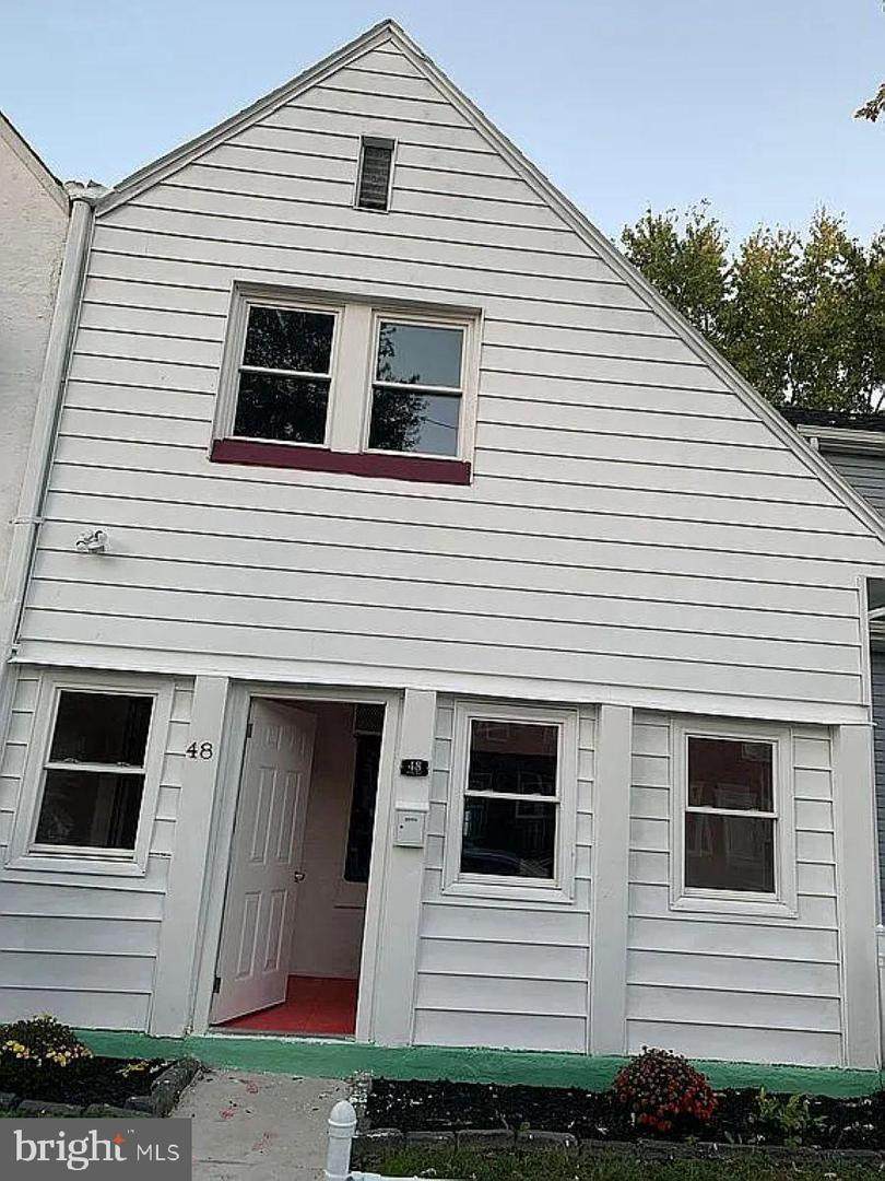 48 4TH Avenue - Photo 1