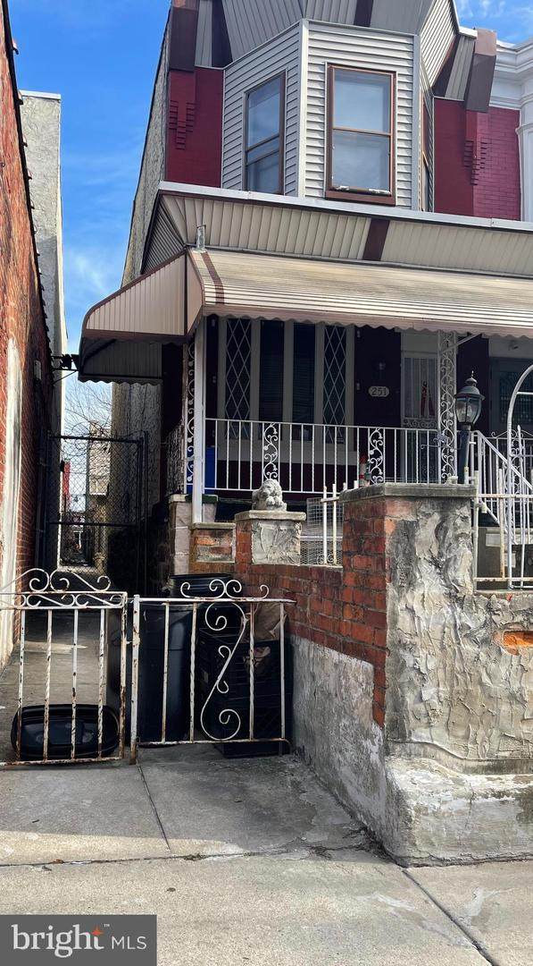 251 Robinson Street - Photo 1