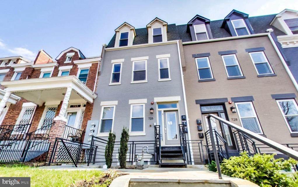 726 Girard Street - Photo 1