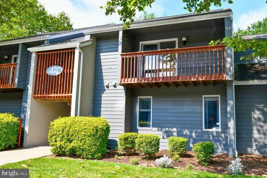 1703 Eagles Landing - Photo 1