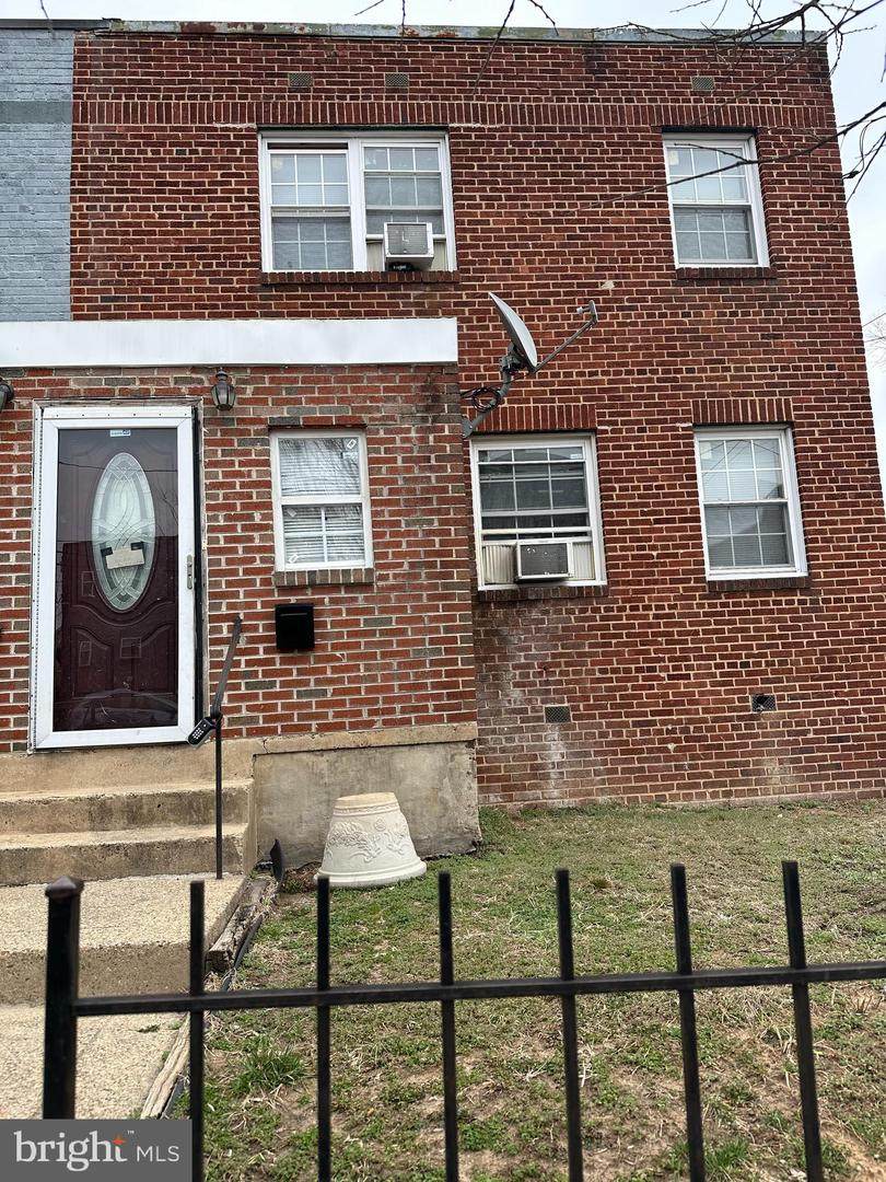 845 48TH Street - Photo 1