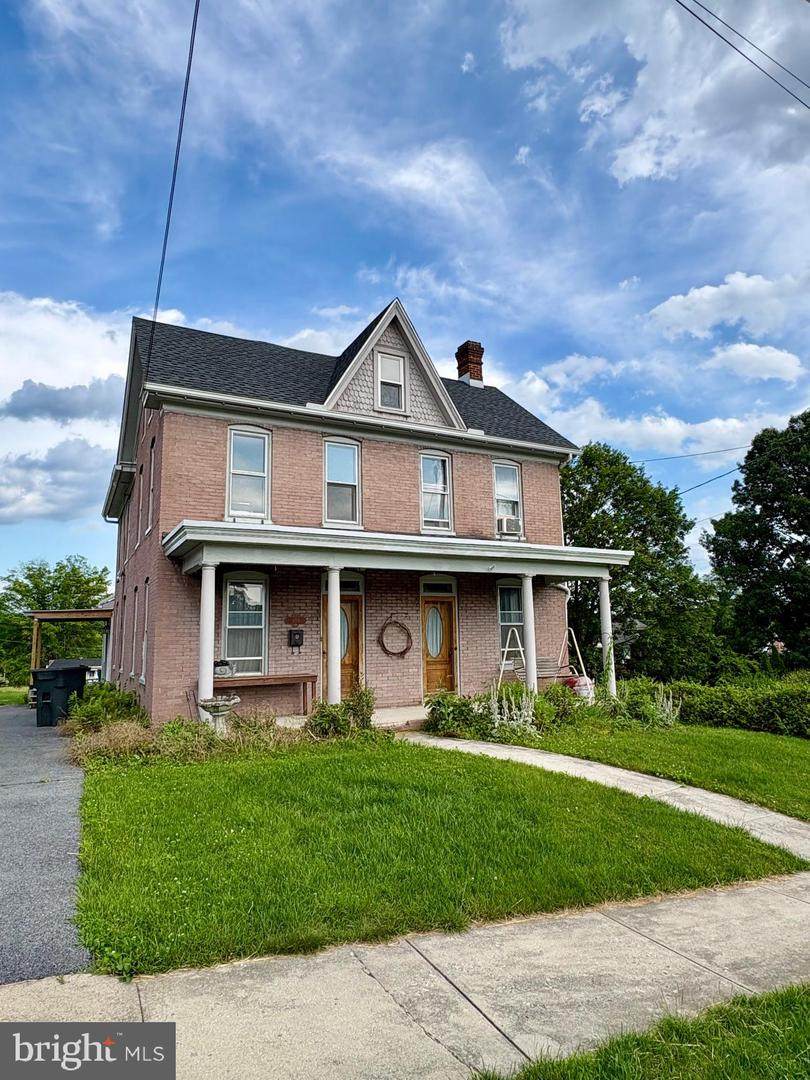 109 Sunnyside Avenue - Photo 1
