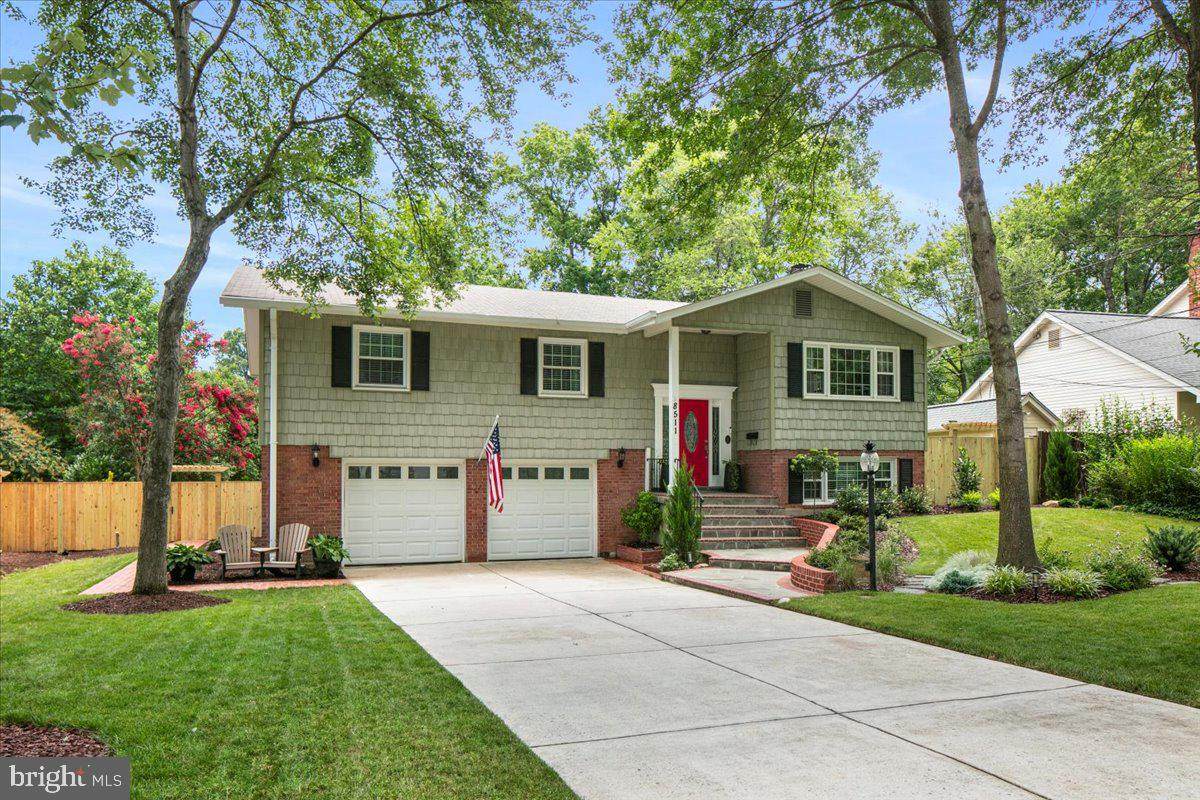8511 Bound Brook Lane - Photo 1