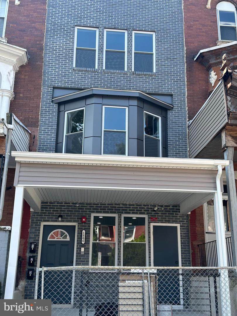 1806 Ontario Street - Photo 1