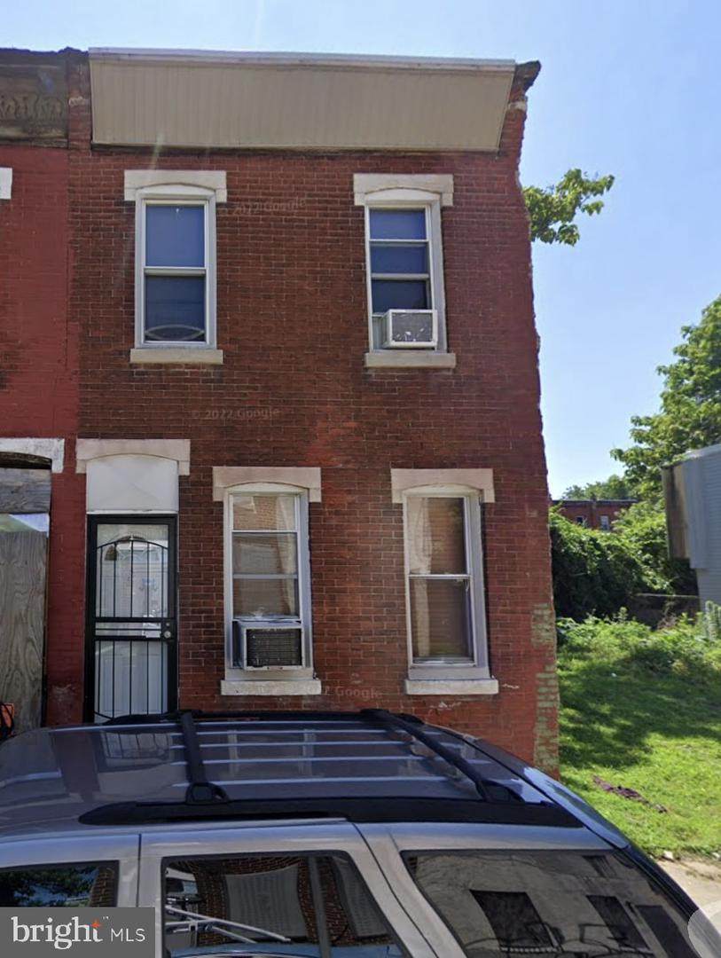 1819 Ringgold Street - Photo 1